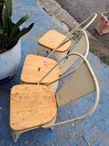 Cadeiras antigas
