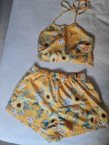 Conjunto de short e top 