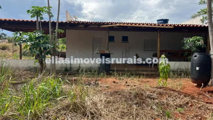 Sítio 2,0 hectares com casa, escritura - 38 km de Uberlândia