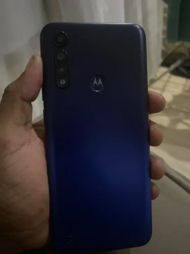 Moto g8 power lite