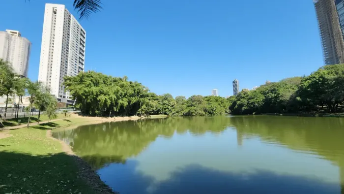 Apartamento a venda no Vereda Areião, 3 suites, montado em armários planejados.