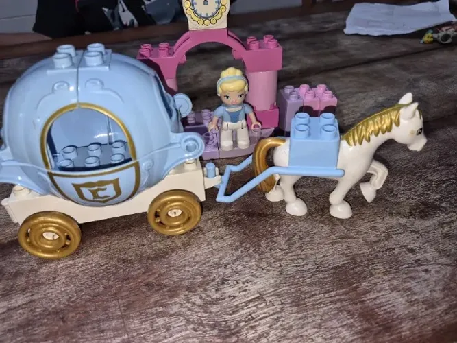 Lego Duplo Cinderela e a carruagem 20 pecas