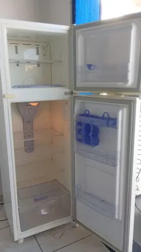 Geladeira Frost Free