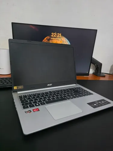 Acer Aspire 5