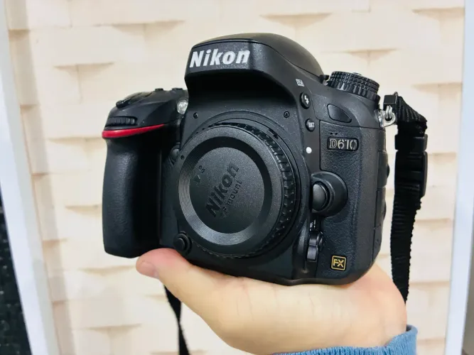 NIKON D610 Full Frame 