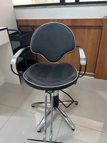 Cadeira de Cabeleireiro hidráulica 