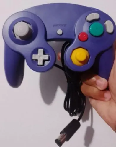 Controle de GameCube e Wii aceito cartão