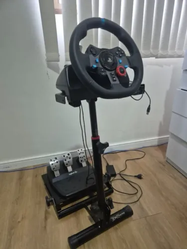 Volante g29 logitech com suporte