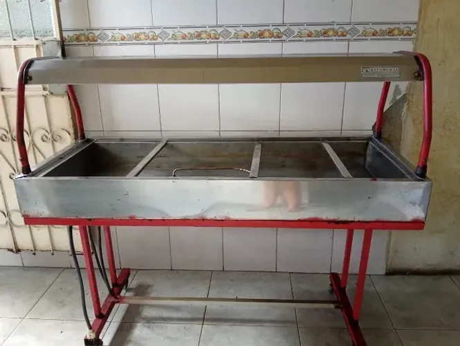 Carro térmico de Buffet (é de Manaus )