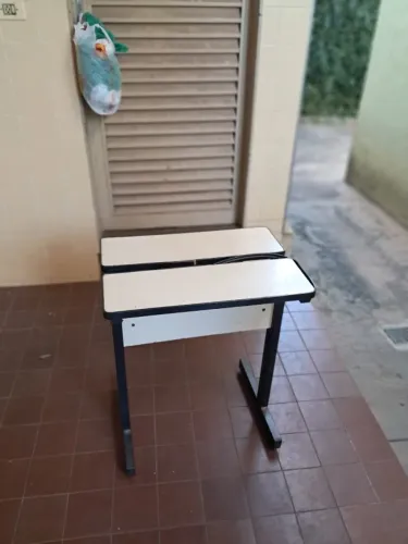 Mesa de apoio para impressora