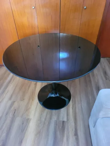 Mesa Saarinen Redonda Excelente estado