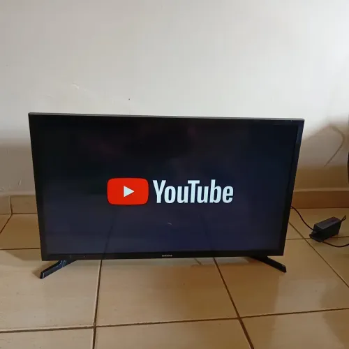 Smart TV Samsung tizen 32 polegadas wiffi
