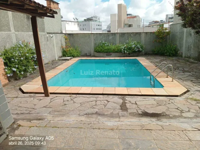 Casa á venda no bairro Cidade Nova