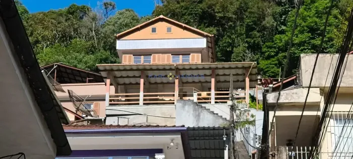 Casa à venda 3 quartos, Castelanea, Petrópolis, RJ - R$299.000,00