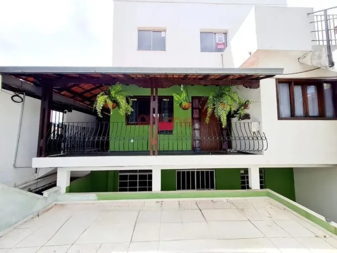 Casa para Locação em Belo Horizonte, Mantiqueira, 3 dormitórios, 2 banheiros, 2 vagas