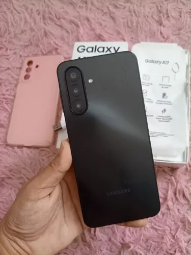 Celular Samsung A17, 128 GB