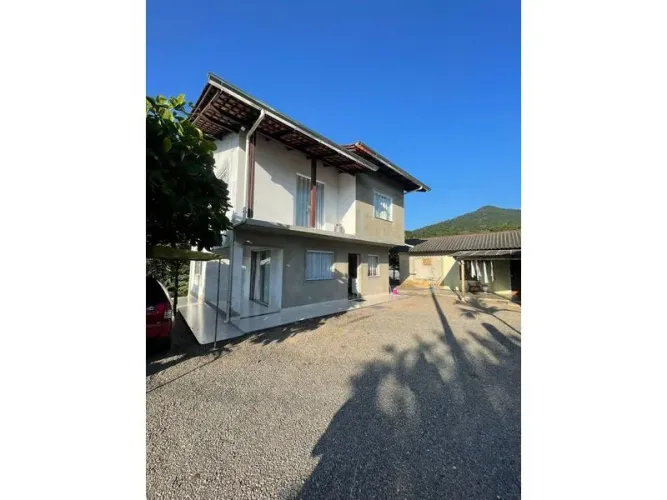 Casa ASCURRA - SC