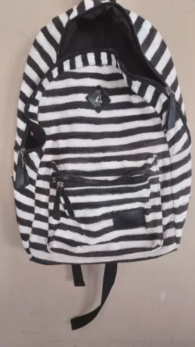 Mochila Up4you feminina usada