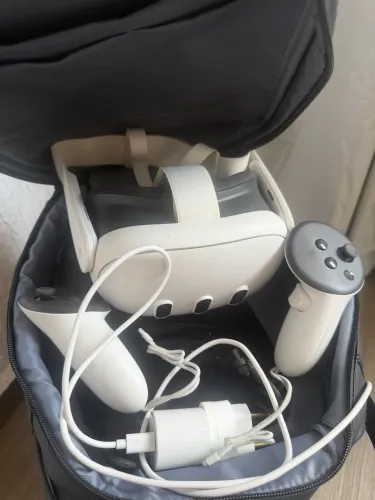 Meta Quest 3 VR 512GB + Yeeko C4