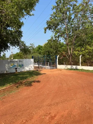 Chácara no condomínio beira lago KM 29 sentida lajeado, com 2.810m² de lote e 130m² área c
