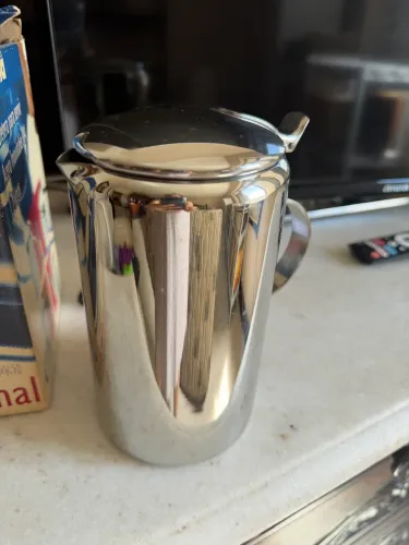 Jarra para suco ou leite ou café nova 