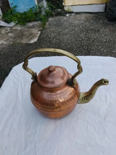 Bule de bronze 