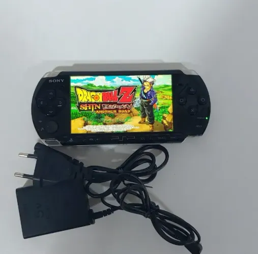 PSP 3000 - Perfeito estado, Desbloq. Lotado de jogos