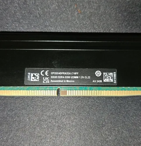 Memória DDR4 Crucial 32Gb