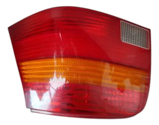 Lanterna Tricolor Direita Vw Golf Sapão 1999 2006 Direito/passageiro Vermelho