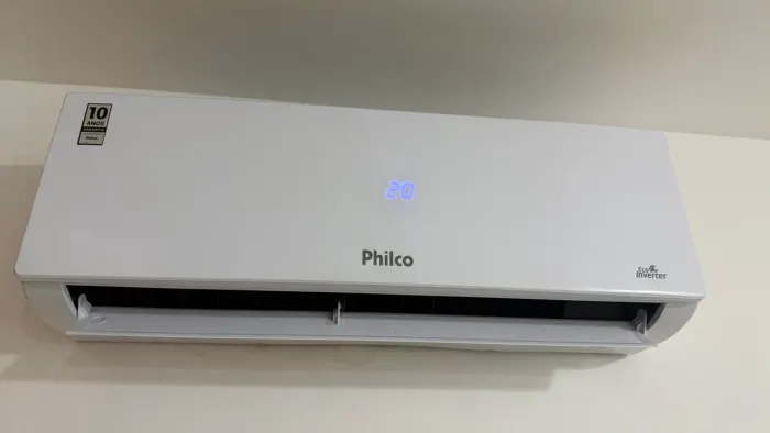 Ar cond Philco 12.000 btus 220 V novíssimo
