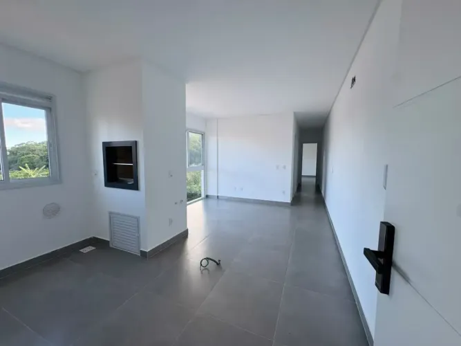 Novo Apartamento a 350 metros do mar com vista para a área verde, Praia de Palmas/SC