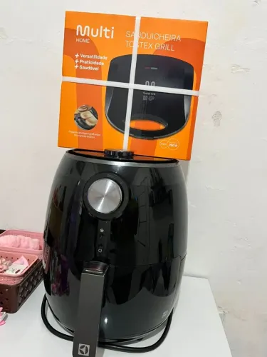Air Fryer e Sanduicheira 