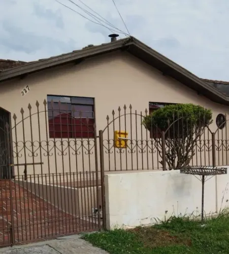 AMPLA CASA TÉRREA SJP