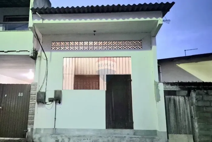 Kitnet à Venda no Jardim Esperança, Cabo Frio