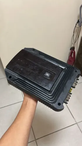 TROCO Amplificador JBL