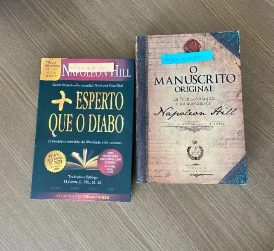 Kit Napoleon Hill: 2 Livros Que Ensinam a Pensar Como Rico