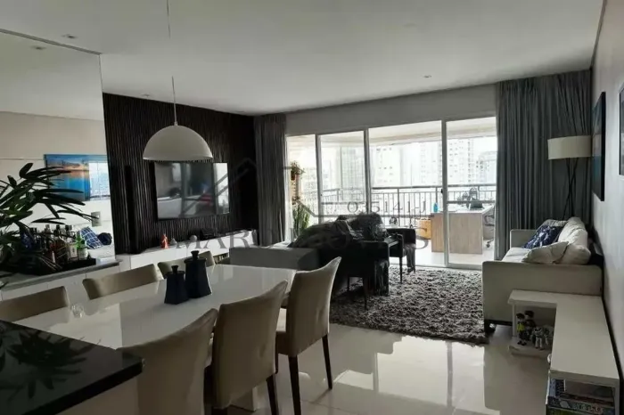 Apartamento 94m² para locação com 3 quartos na Vila Romana.