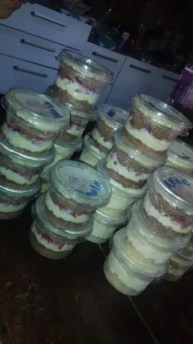 Vendemos bolo de pote maravilhosos , fazemos para entrega em grandes quantidades!!