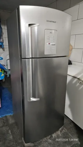 Geladeira Brastemp Ative! Frost Free Inox 403 Litros (BRM48) - Excelente Estado