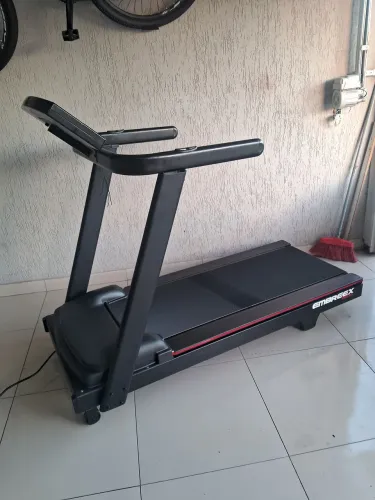Esteira profissional embreex 566bx 