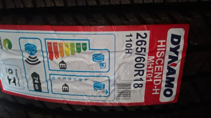 08 pneus 265/65-17 e 04 pneus 265/60-18