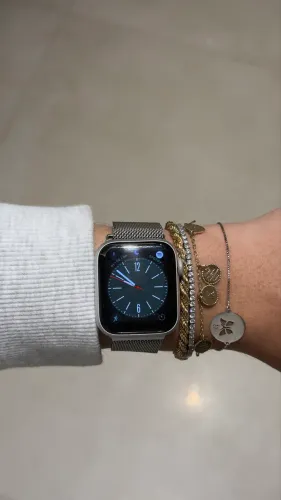 Apple Watch Series 5 - 40mm GPS