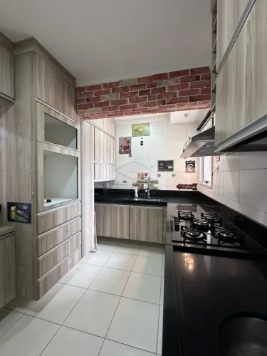 SUPREMO - APARTAMENTO COMPLETO EM PLANEJADOS, VARANDA GOURMET E AR-CONDICIONADO