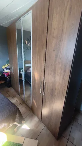 Guarda roupa casal