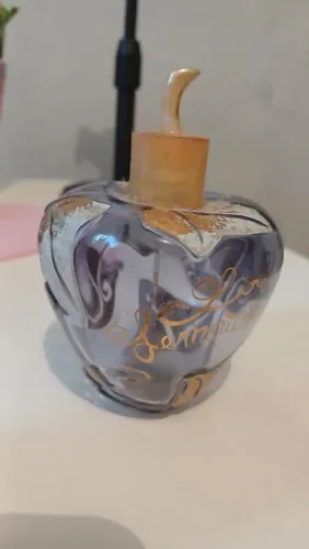 frasco de perfume