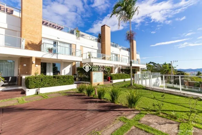 Imóvel para aluguel tem 235 metros quadrados com 4 quartos em Cacupé - Florianópolis - SC