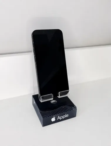 iphone 16e preto