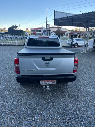 Nissan Frontier S CD 4X4 2.3 TB Diesel Mec. 2021