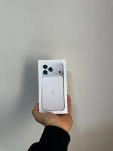 Iphone 17 pro Max - Lacrado