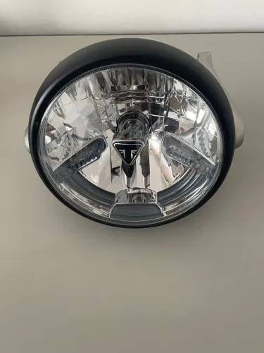 Farol Triumph speed TWIN 1200 2022